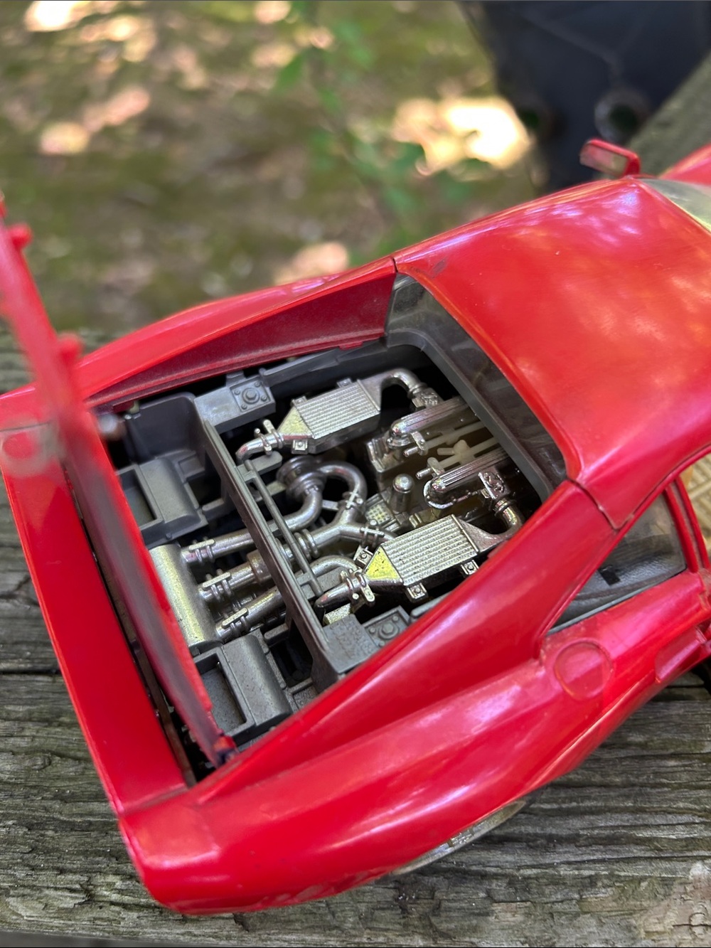Burago 1:18 1984 Ferrari GTO, Made in Italy - Picture 6 of 10